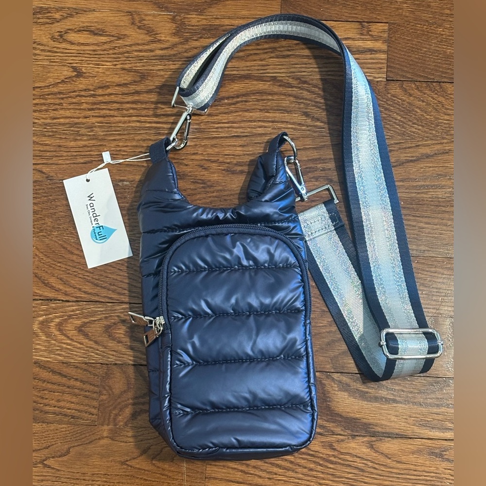 Wanderfull brand Hydrobag NWT